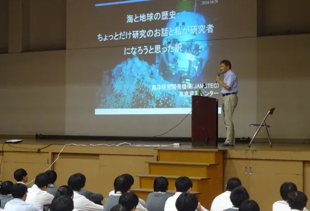 令和8年8月に総会を開催します。